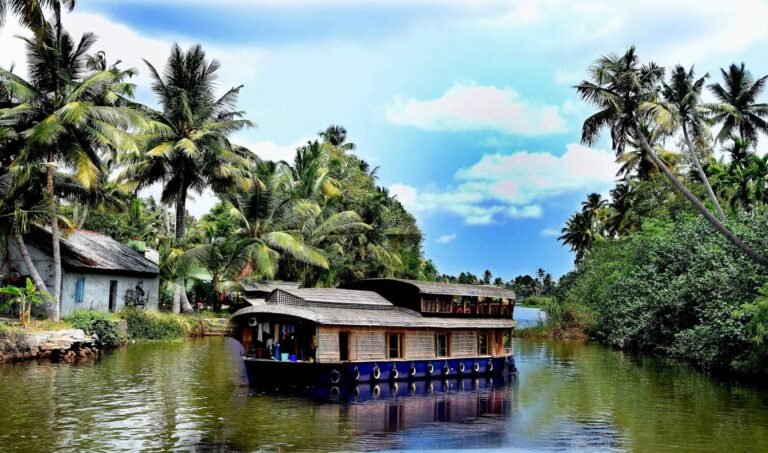 slide kumarakom